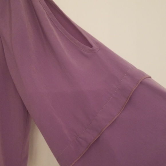 Cold Shoulder Tunic - Picture 2 of 4